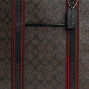 Large Smith Tote Bag In Signature Canvas